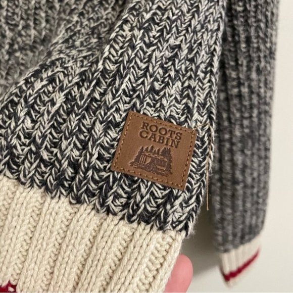 ROOTS Cabin women’s sock monkey crewneck sweater size small - Picture 5 of 10